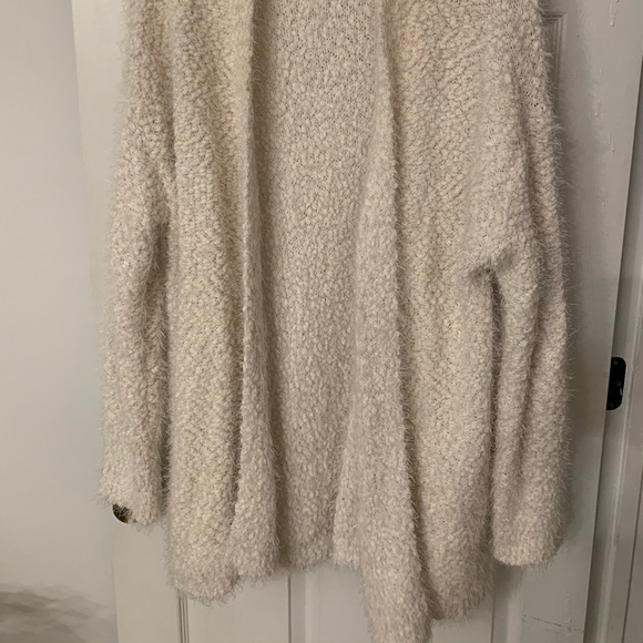 Fuzzy Cardigan - Picture 2 of 4